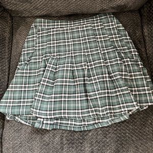 Hollister Ultra Rise Pleated Mini Skirt Green (Medium)
